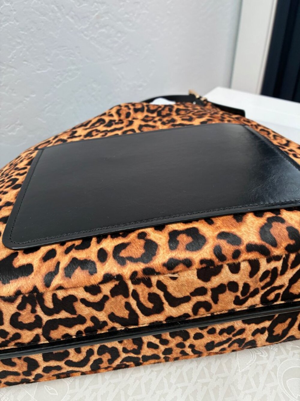 MICHAEL Michael Kors Nolita Large Hobo Bag in leopard-print haircalf, - Picture 5 of 5